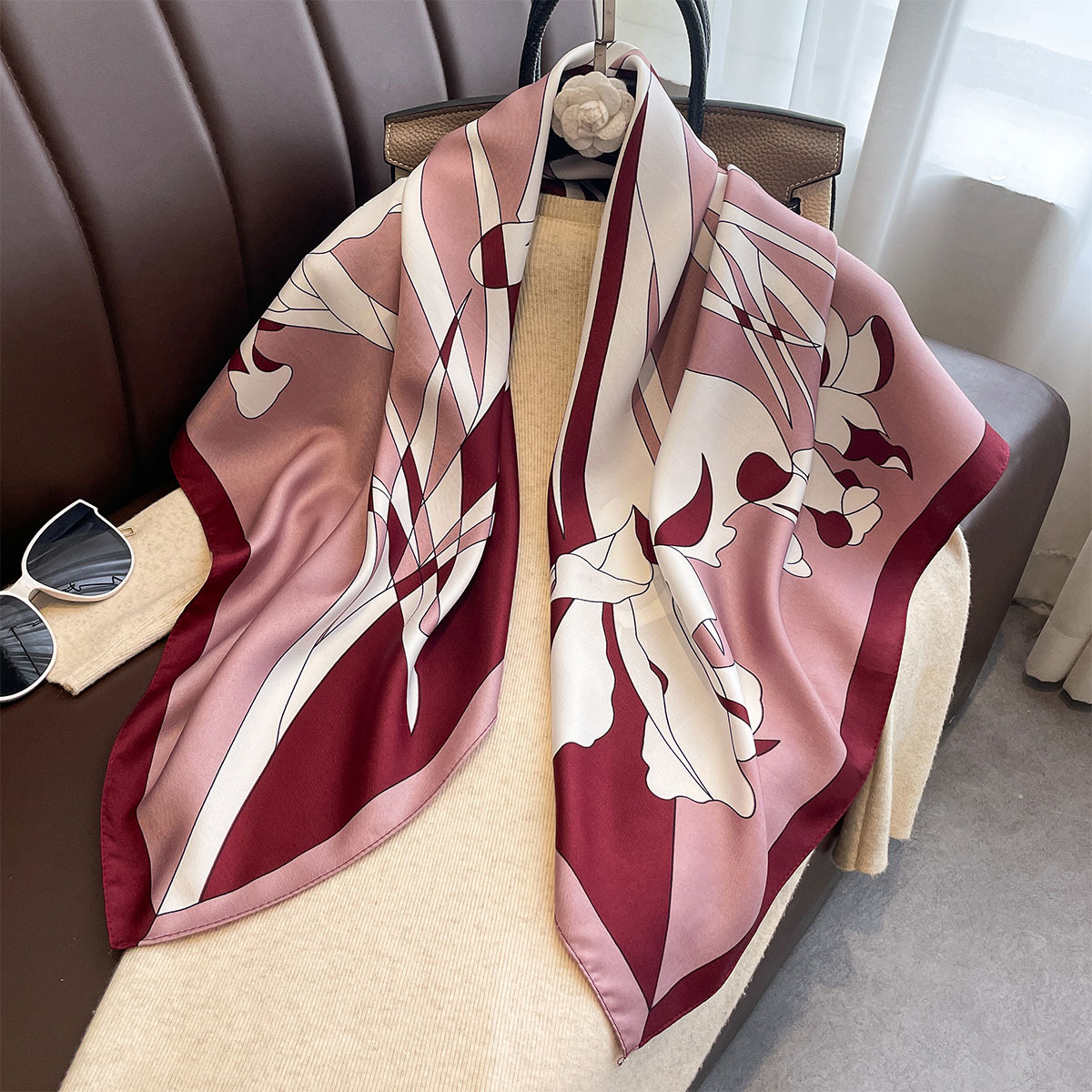 Silk Scarf Square - فاخر 90*90 سنتيمتر مربع وشاح حك