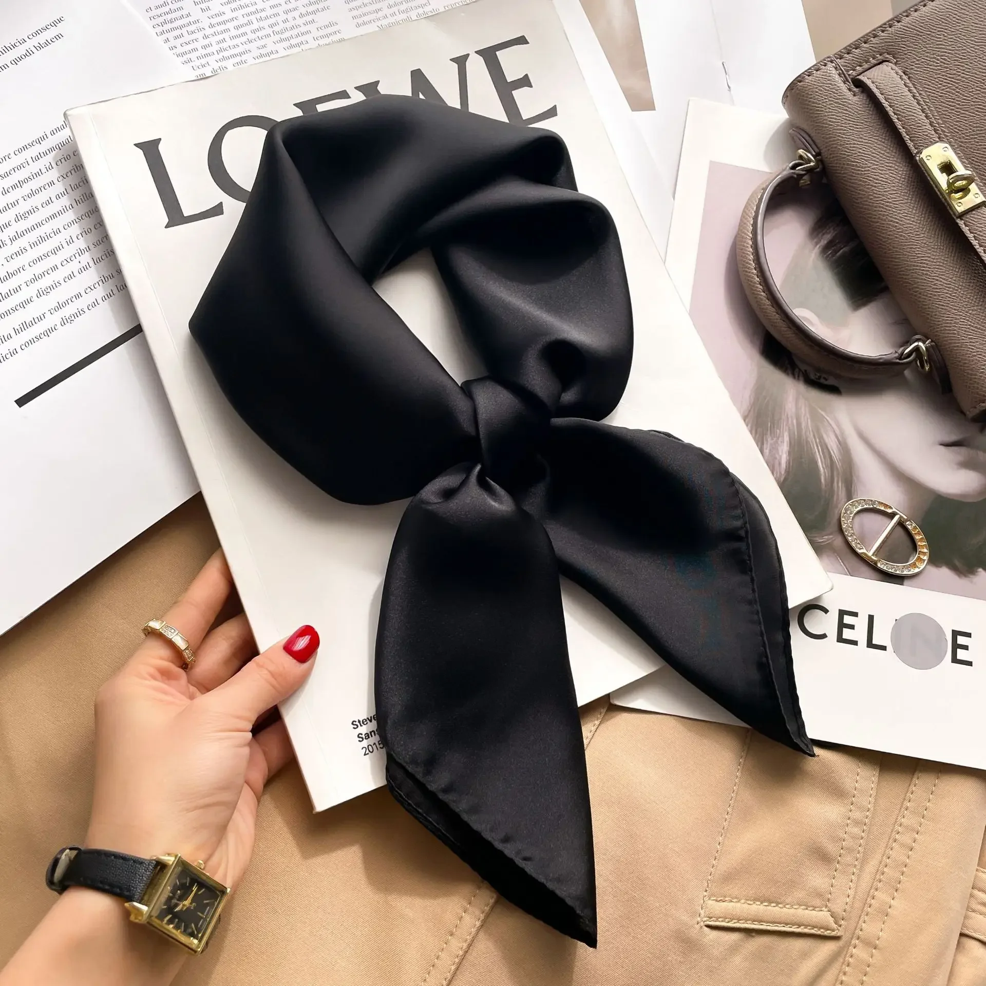 وشاح حريري ساتان مربع للنساء ب - مراجعة Silk Scarf Square وسعره